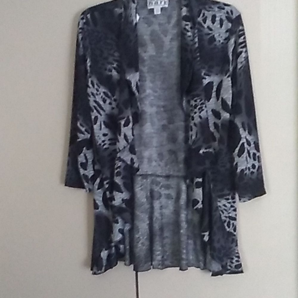 C18 Keren Hart long ruffly shrug